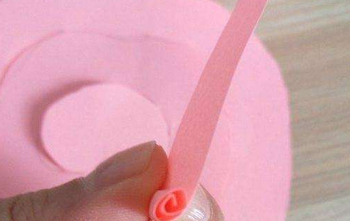 手工制作教程简单又漂亮-4步简易折纸花玫瑰花制作教程