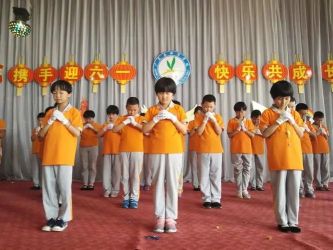 感恩的心手势舞教程完整版视频