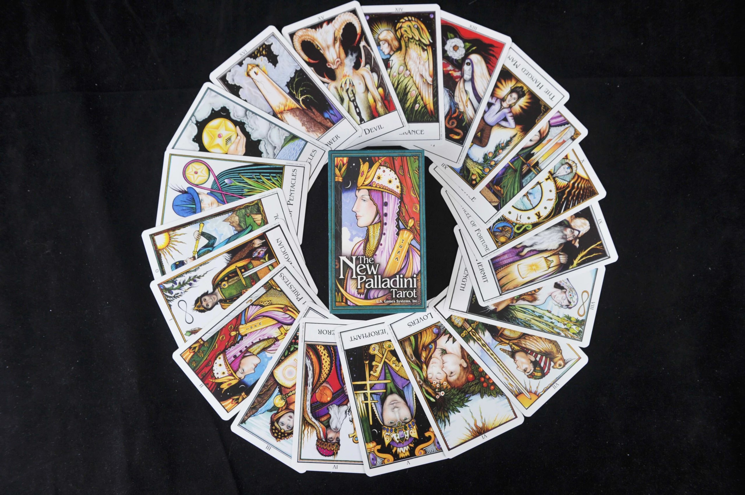 塔罗牌教程新手入门-塔罗牌教程切牌的作用-173软件站