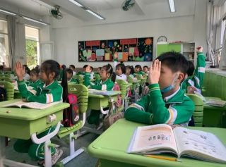 多地推迟中小学秋季开学时间